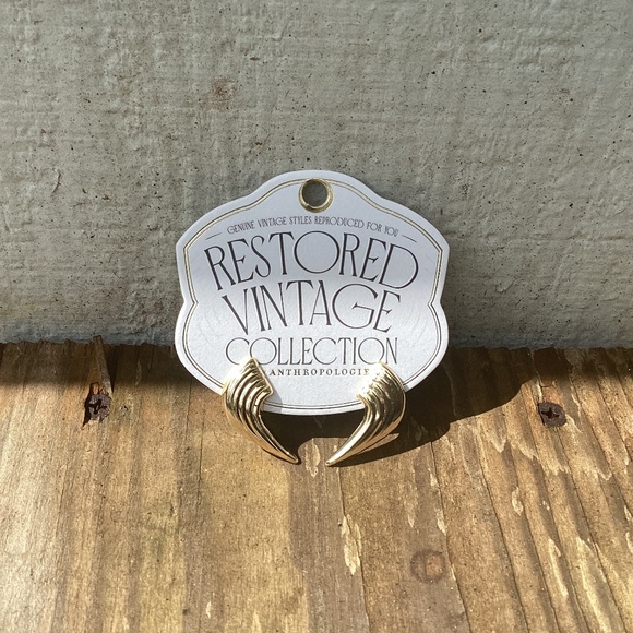 Anthropologie restored vintage gold EARRINGS studs - Picture 2 of 3